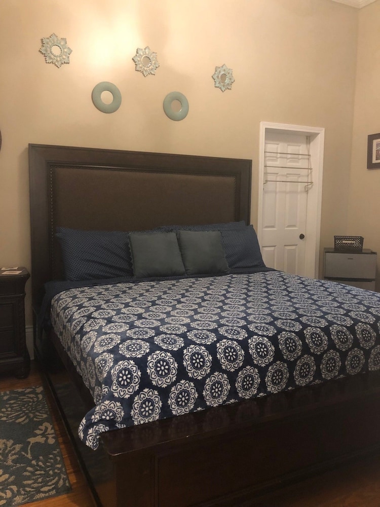 SUPERIOR, DOUBLE BED, PRIVATE BATHROOM
