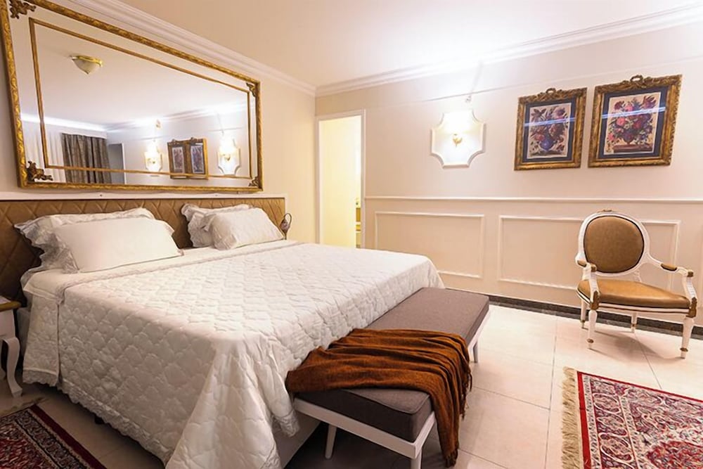 PRESIDENTIAL, DOUBLE BED
