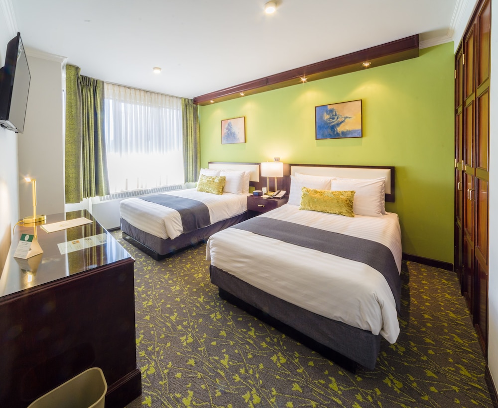 Ritz Apart Hotel 8/48