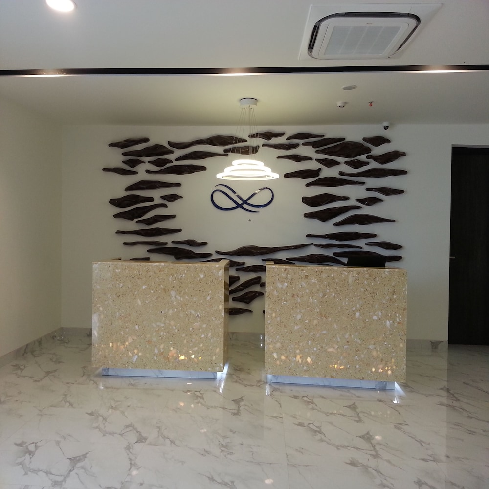Ambar Sarovar Portico 12/48