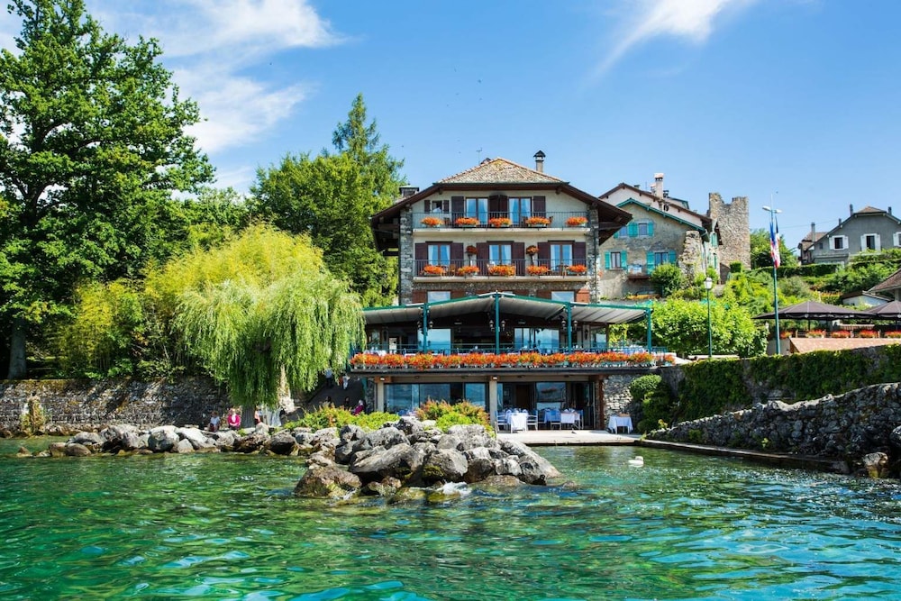Hotel-Restaurant Du Port 35/41