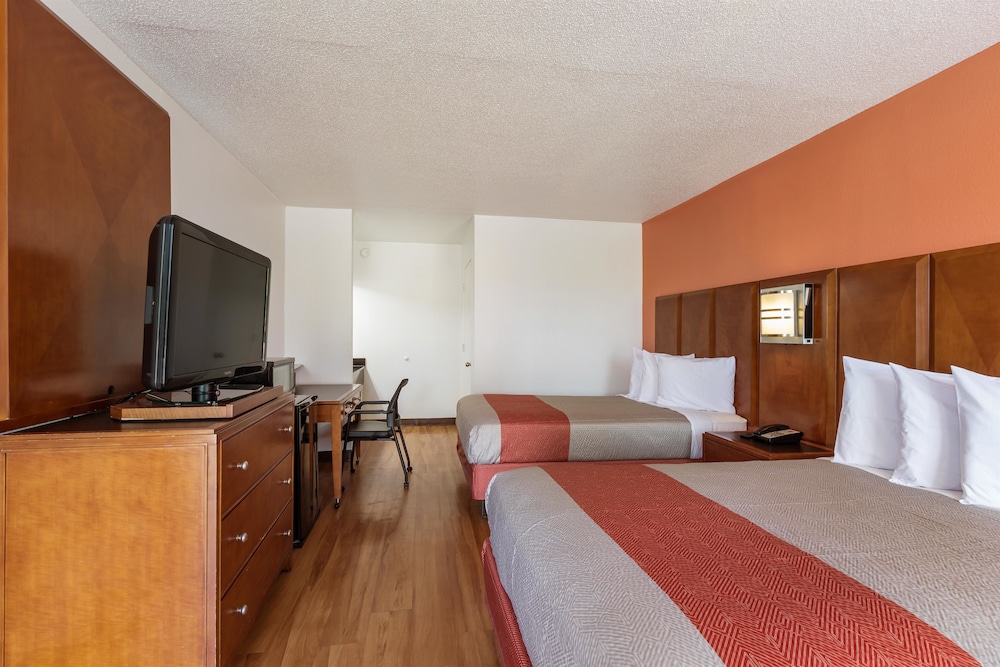 Motel6 Van Buren, AR 21/53