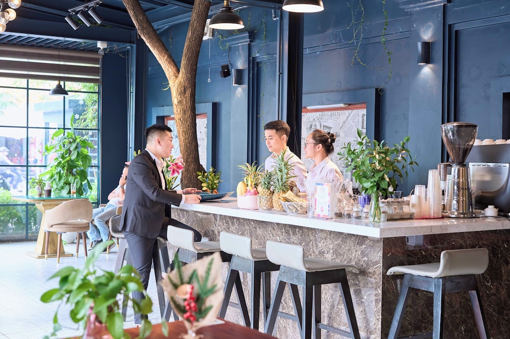 Viet 4 Seasons Hotel 13/50