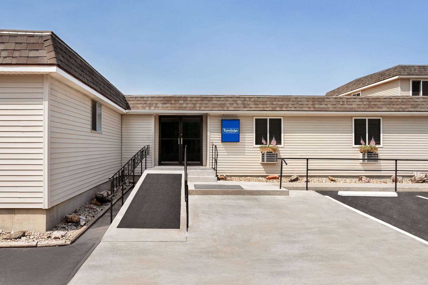 Travelodge By Wyndham Edgemont SD 15/16