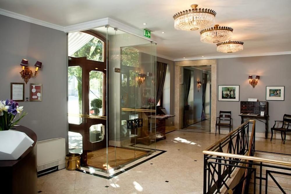 Do Elevador Hotel 37/57
