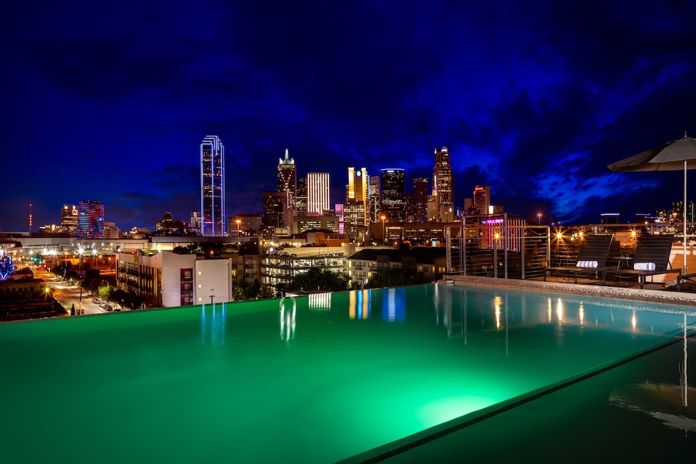 Canvas Hotel Dallas (ex. NYLO Dallas South Side) 4/38