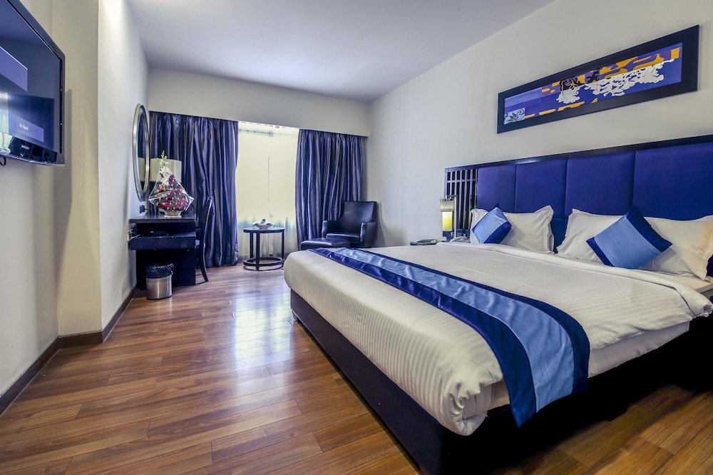 Ebony Boutique Hotel 10/50