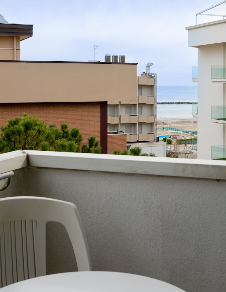 Hotel Raffaello 44/50