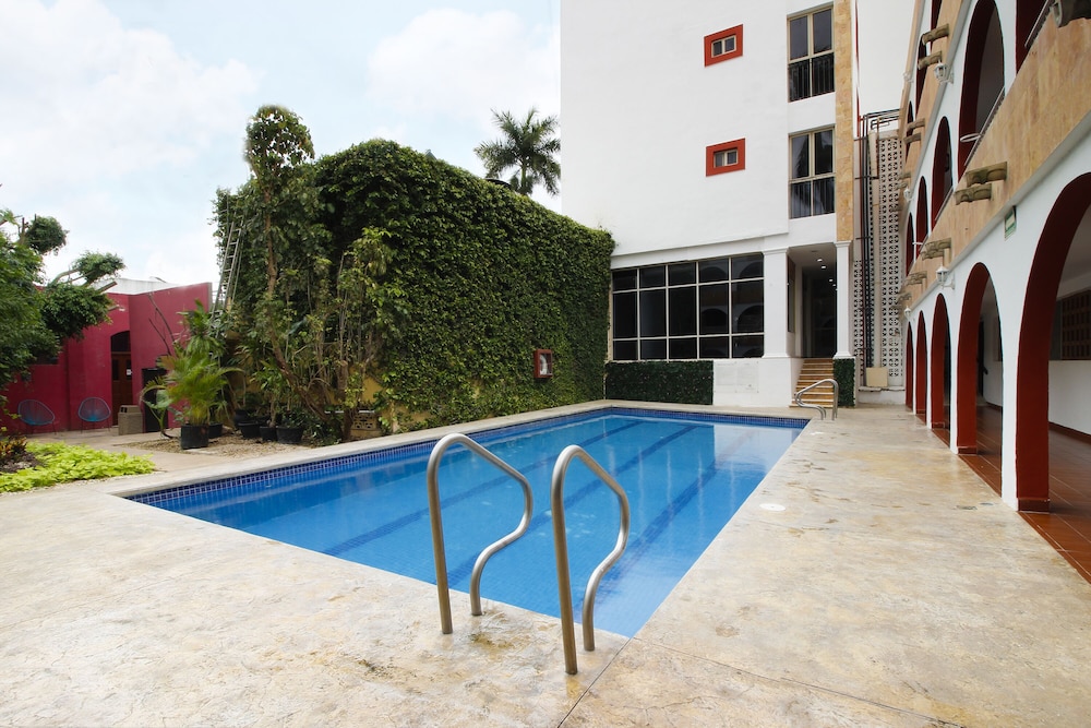 Hotel Maya Yucatan by Cartas a Frida 48/50