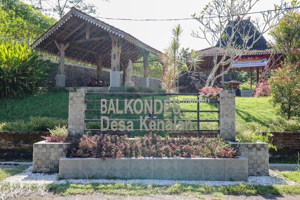 Balkondes Kenalan 4/48