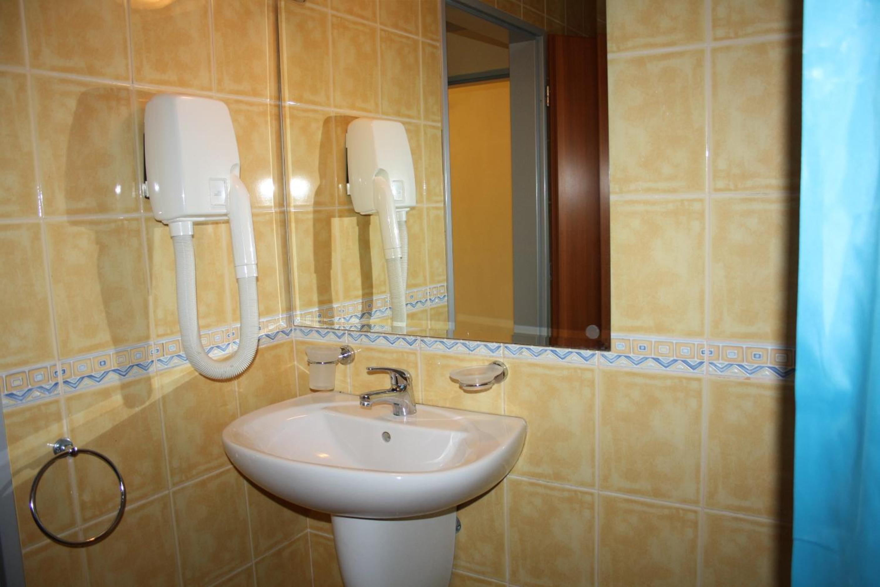 Paradise Hotel - Pomorie 38/39