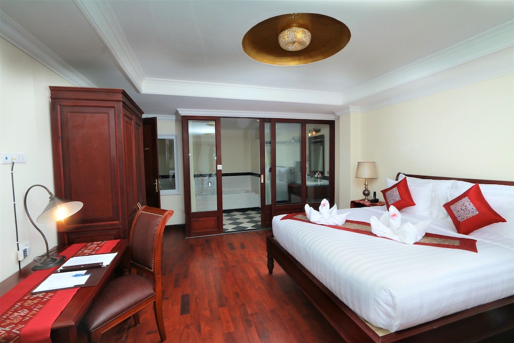 Phasouk Vien Chantra Hotel 12/45