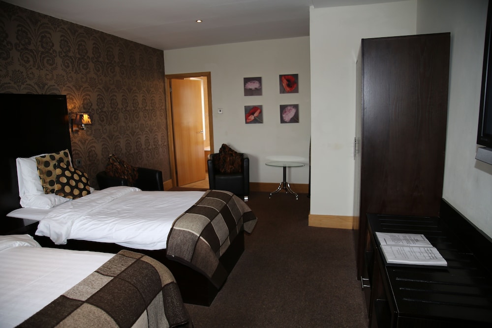 Inn On The Prom 5/42