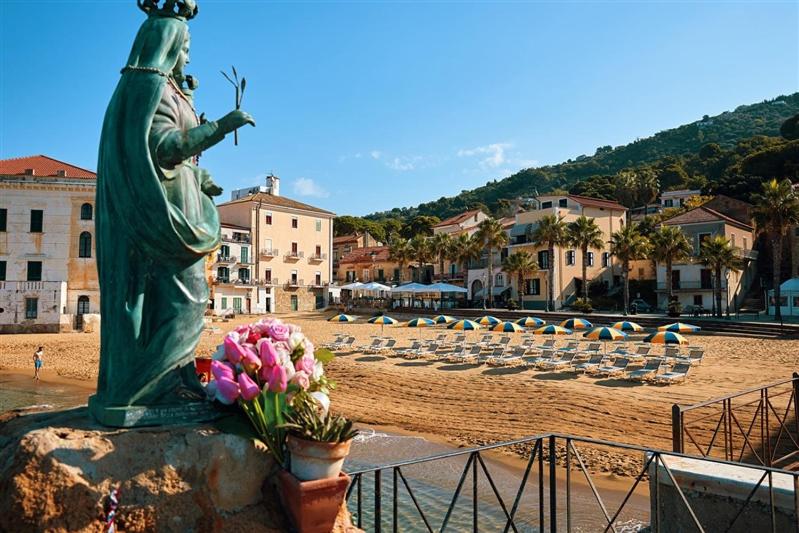 Hotel La Pergola 44/50