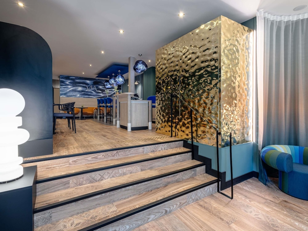 Mercure Annecy Centre 9/69