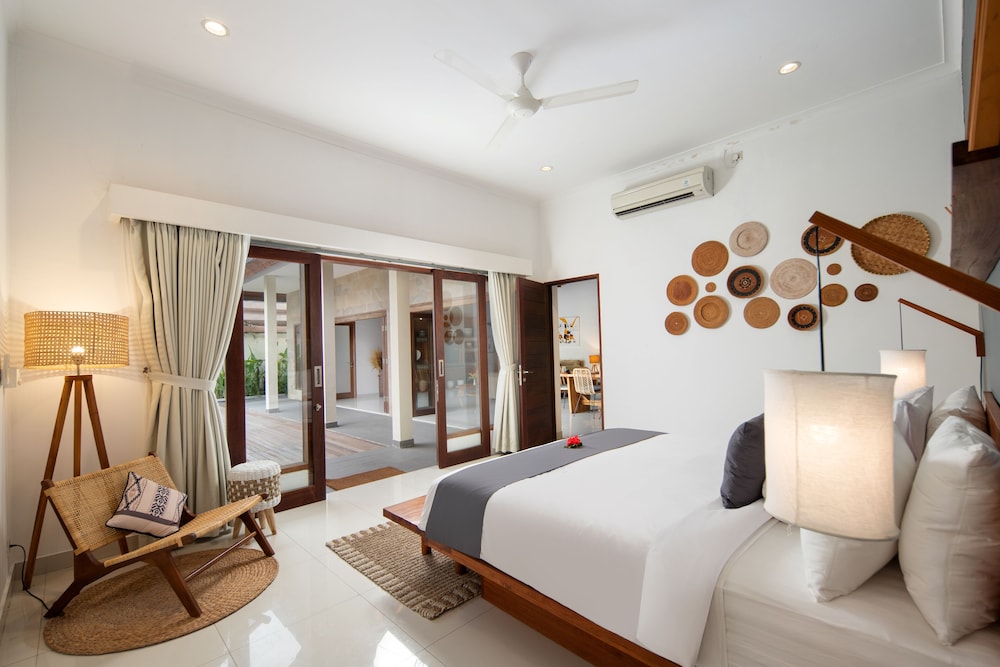 Utara Villas 18/71
