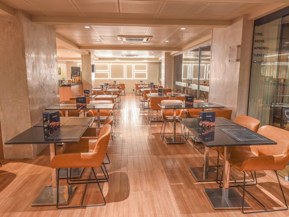 Ibis Sao Luis 53/64