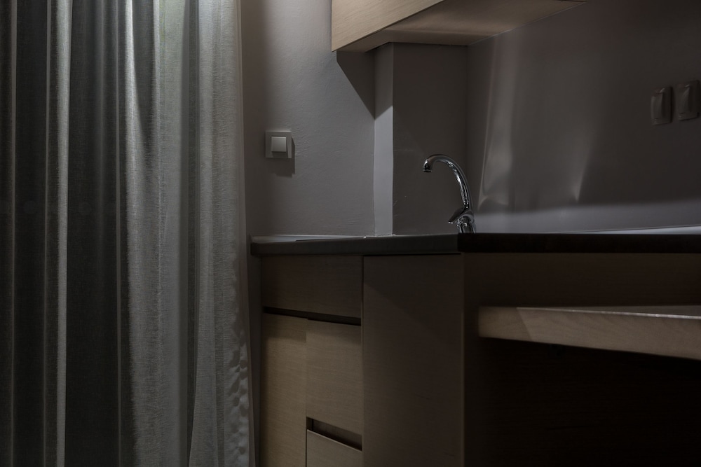 Sea View Hotel Apartments 49/50