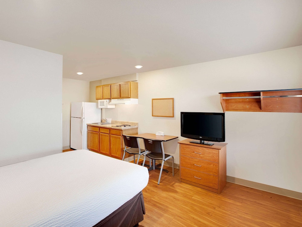 Extended Stay America Select Suites - Lubbock - South 10/36