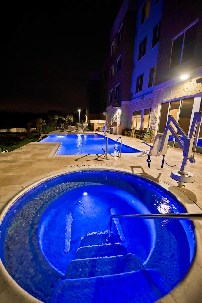 Residence Inn By Marriott Austin Southwest 4/39