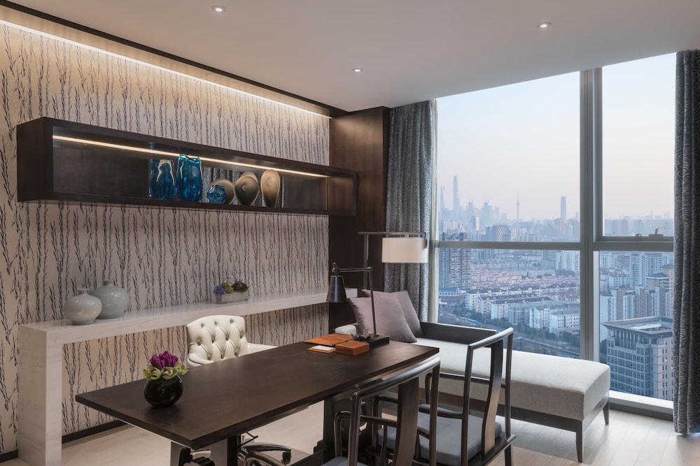 HYATT REGENCY SHANGHAI WUJIAOCHANG 40/75