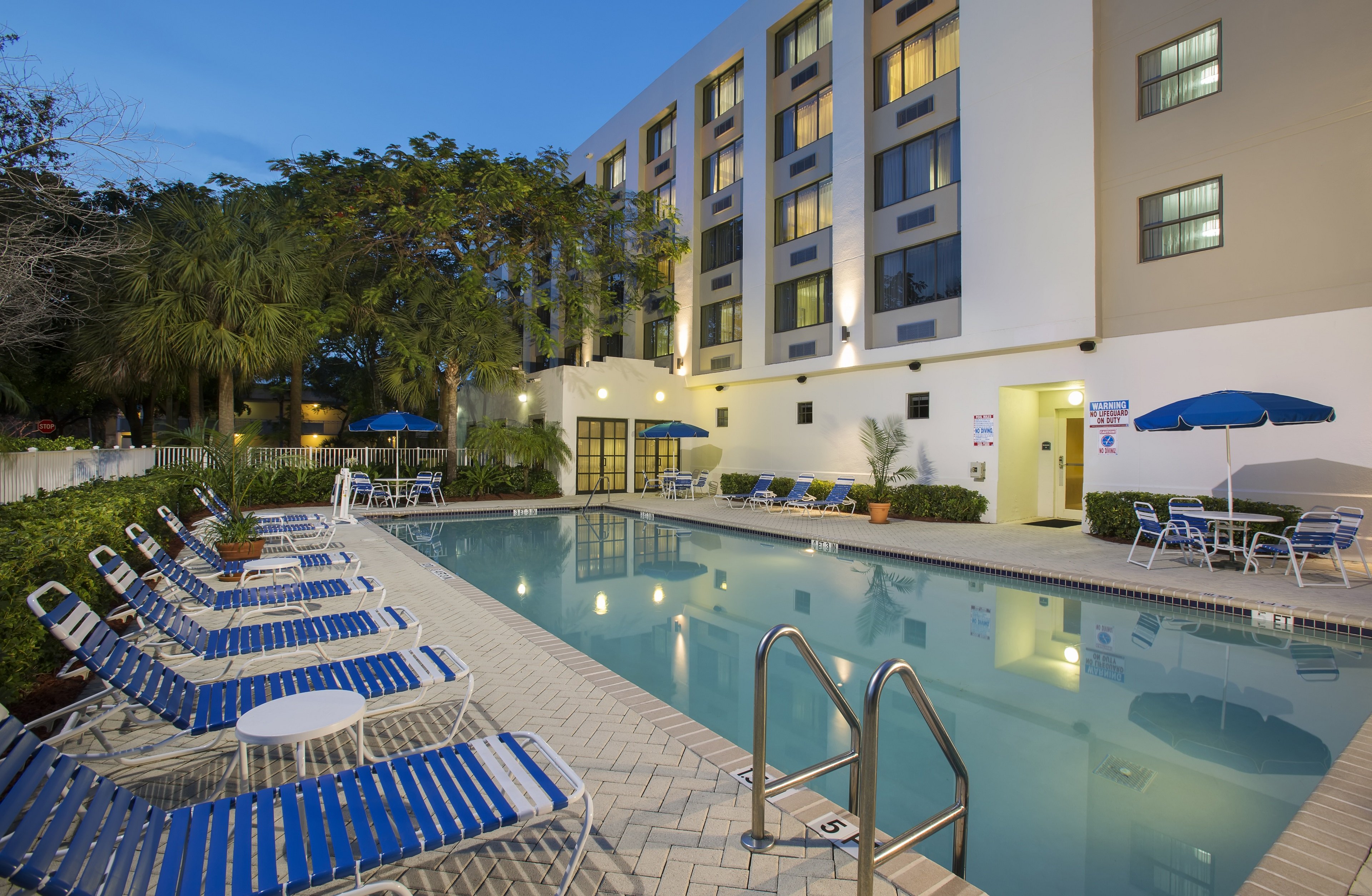 Holiday Inn Express & Suites Ft. Lauderdale-Plantation 45/50