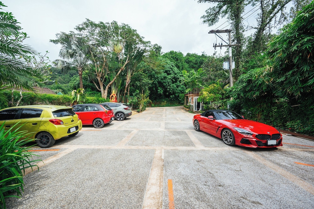 Thai Modern Resort and Spa 76/83