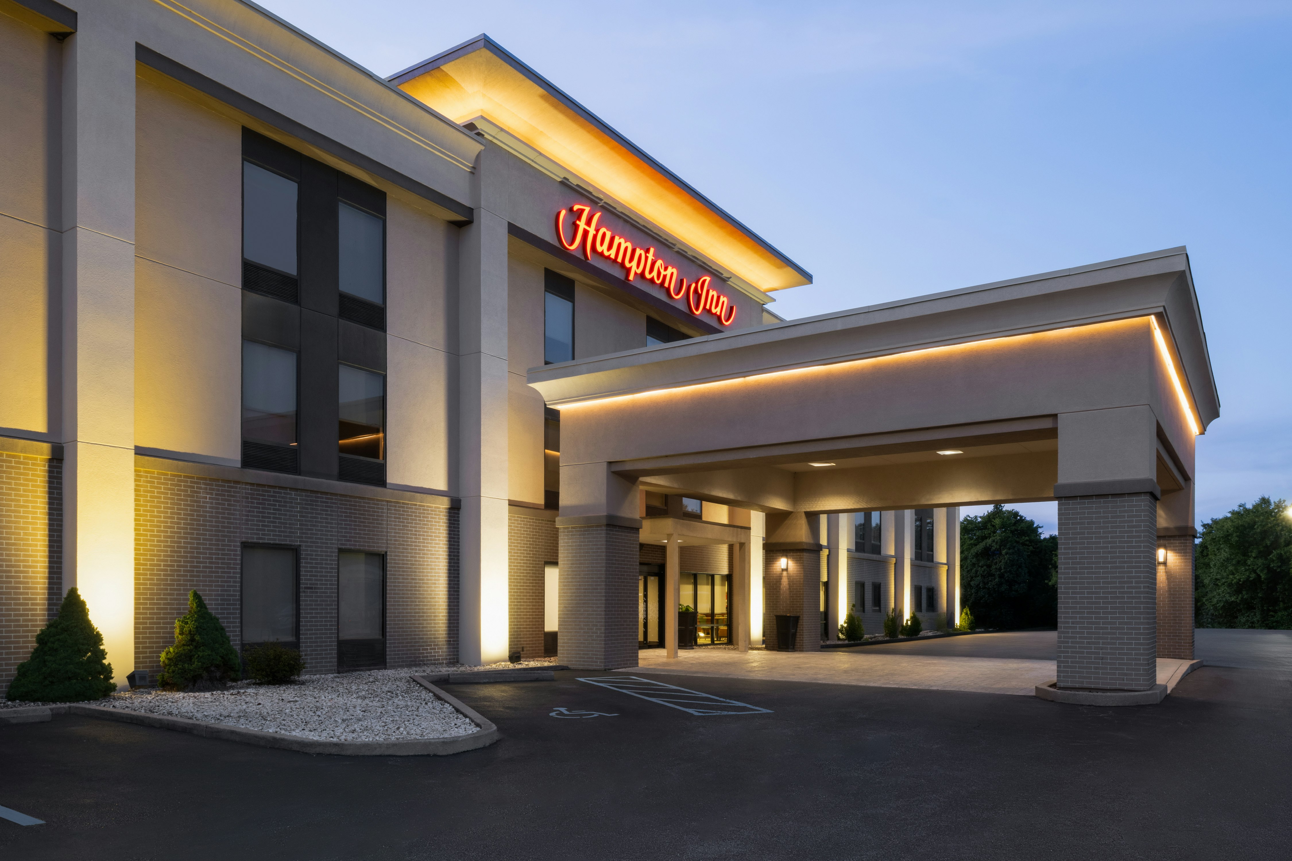 Hampton Inn Winfield/Teays Valley 39/43