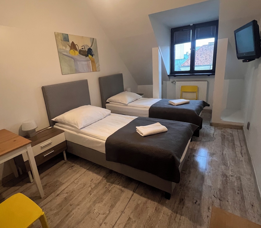 STANDARD, TWIN BEDS
