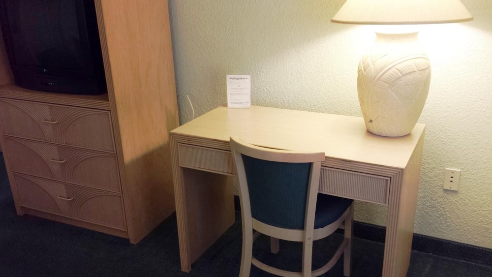 Cocoa Beach Suites 31/33