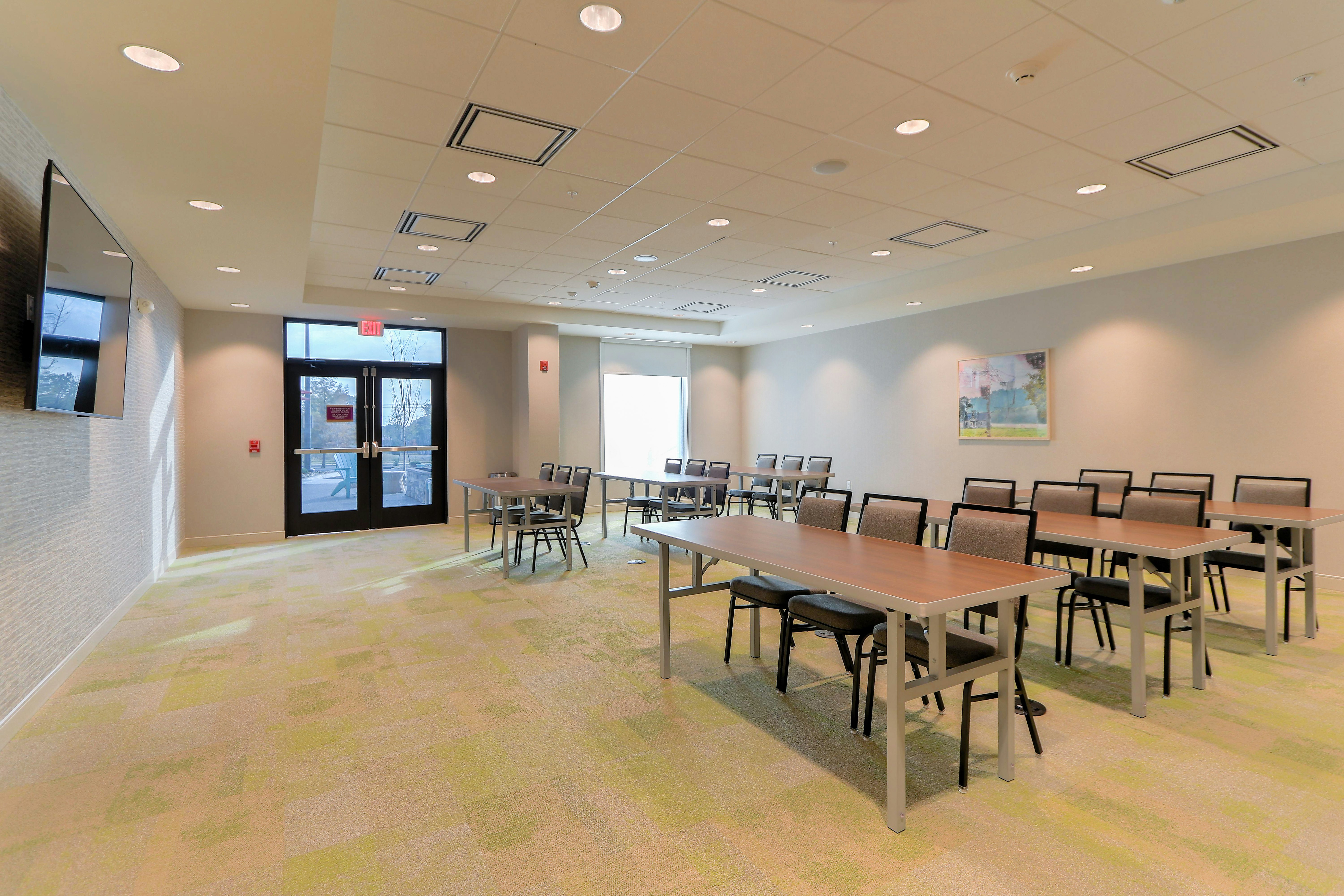 Home2 Suites by Hilton Alcoa Knoxville Airport 23/28