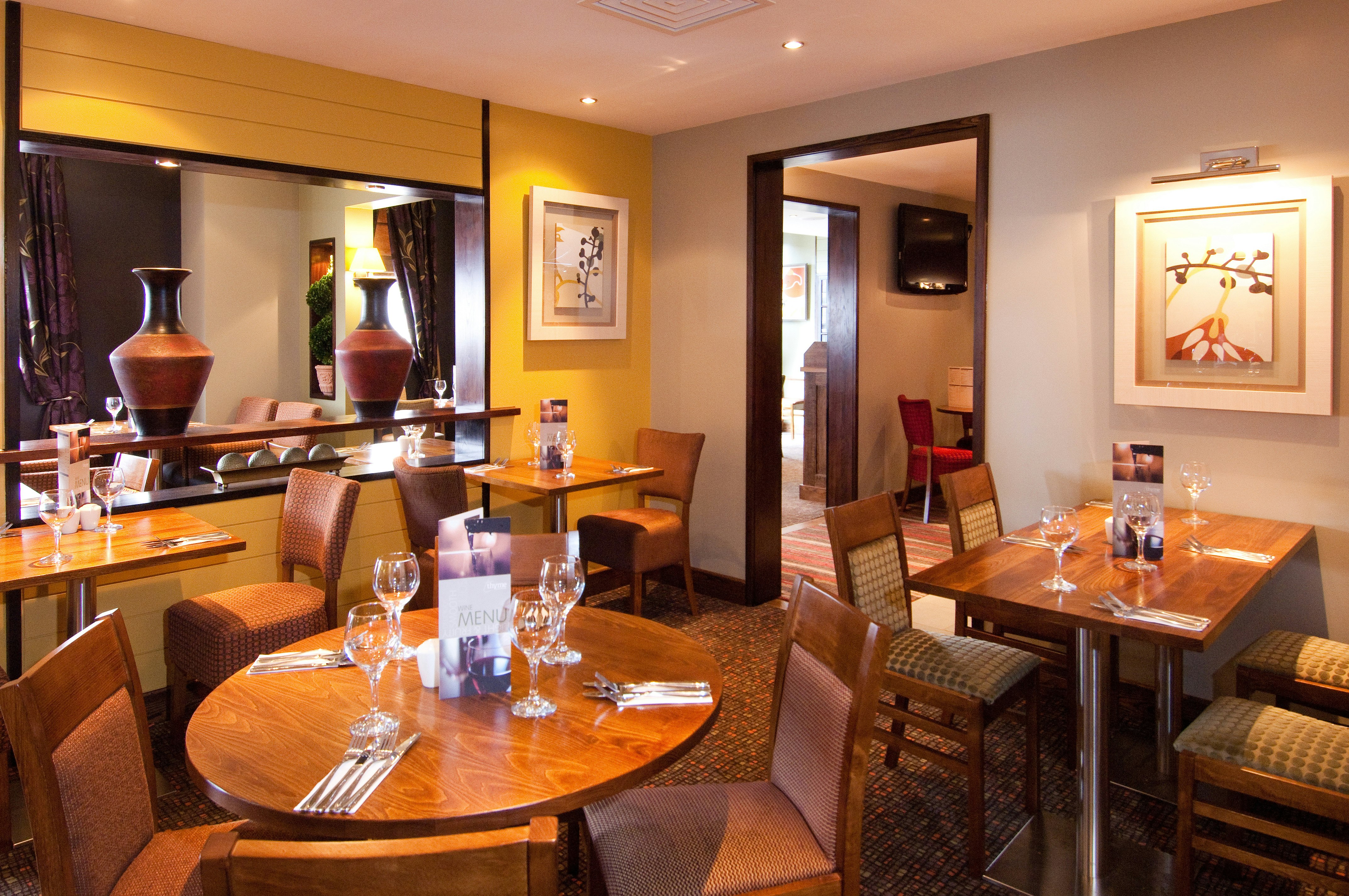 Premier Inn Sunbury (Kempton Park) 21/33