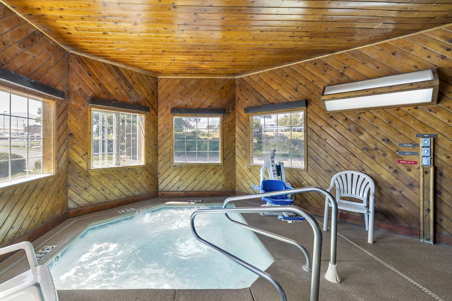 Best Western Liberty Inn 7/13