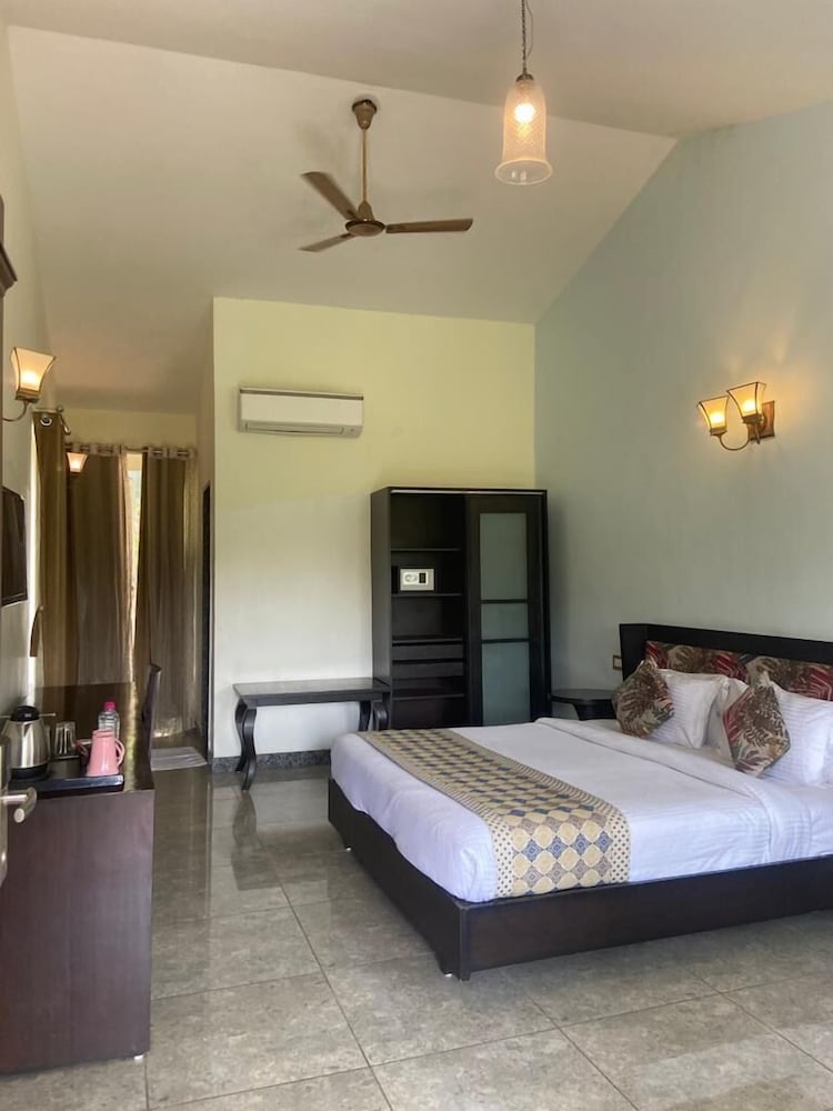 Park Exotica Resort 18/50