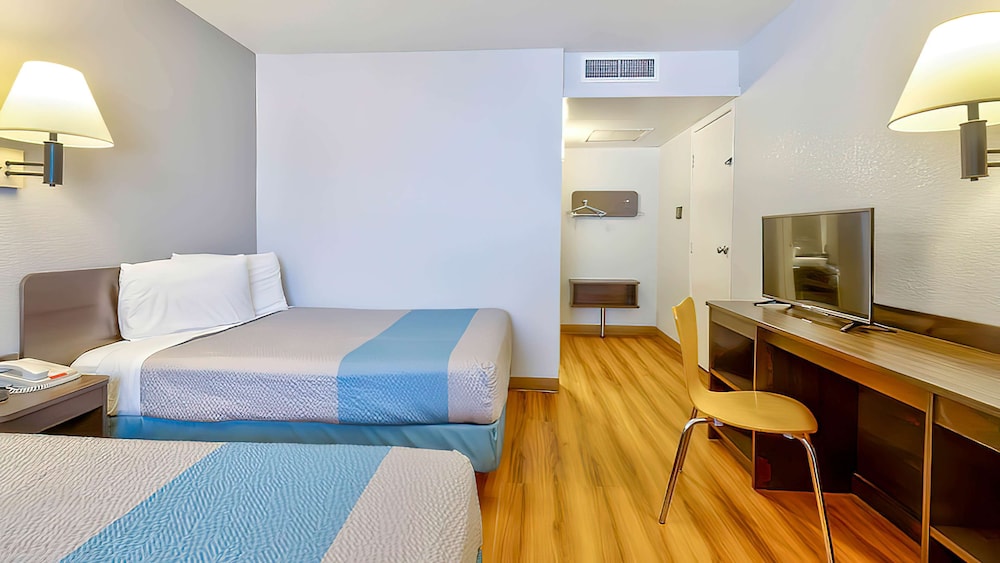 Motel6 Tucumcari, NM 30/71