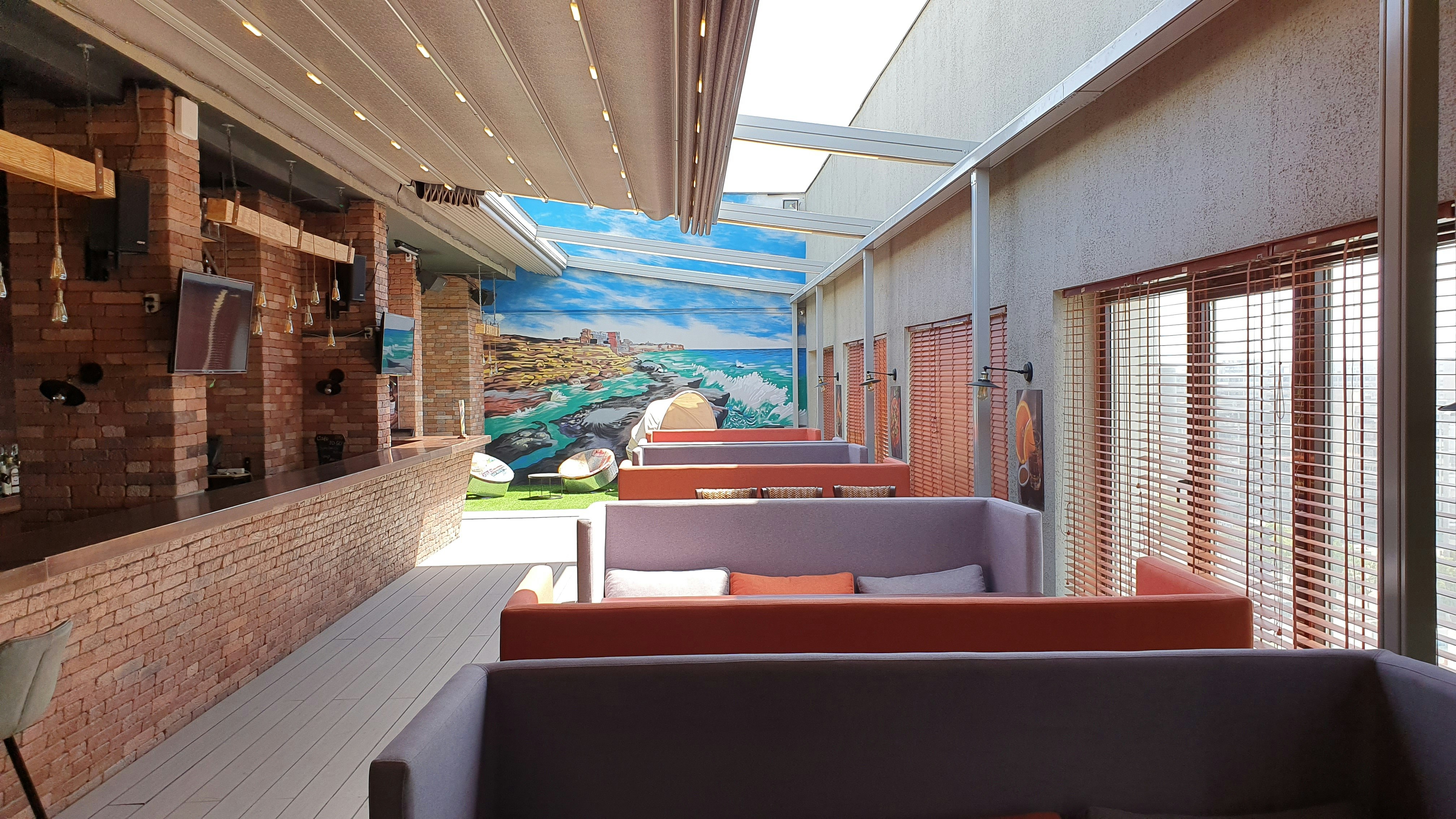 Holiday Inn Aktau 18/30
