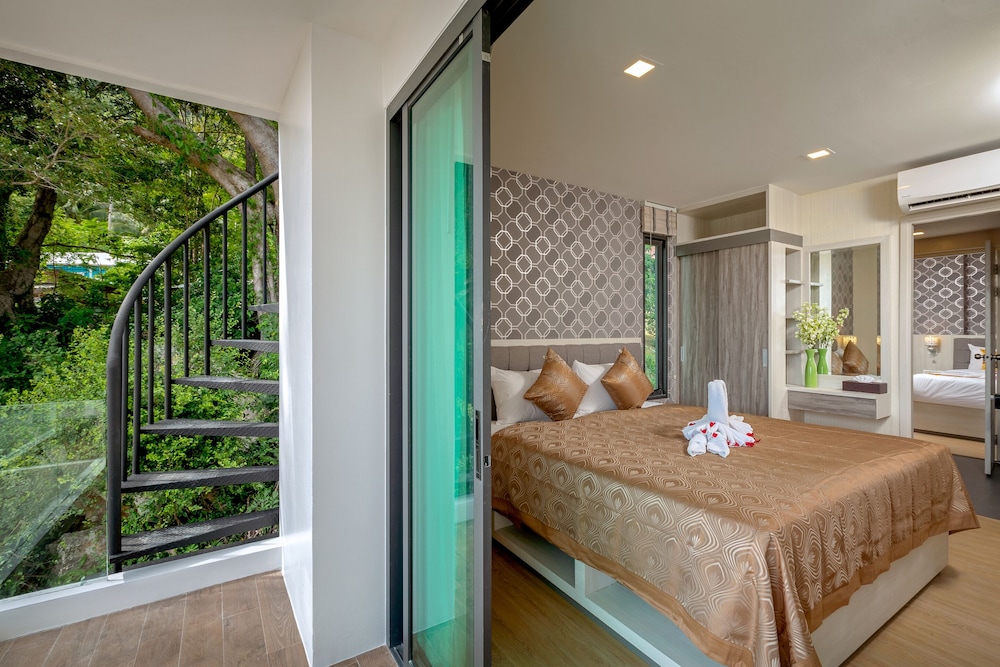 Splendid Sea View Resort 10/38