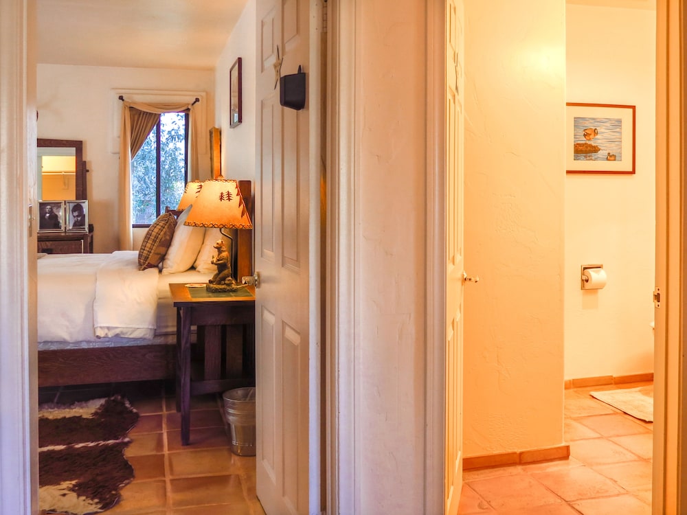Topanga Canyon Inn Bed and Breakfast 48/49