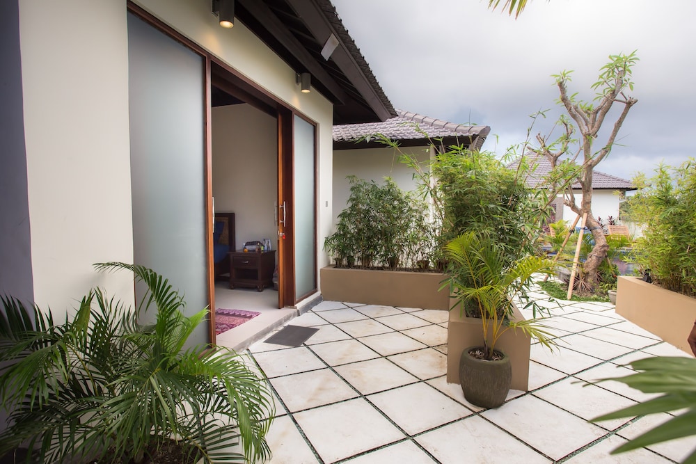 Solo Villas And Retreat 3/74