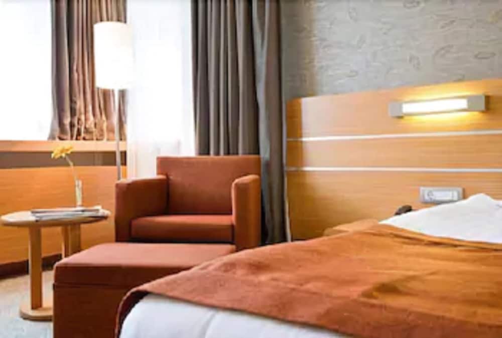 Hotel Tunali 29/46