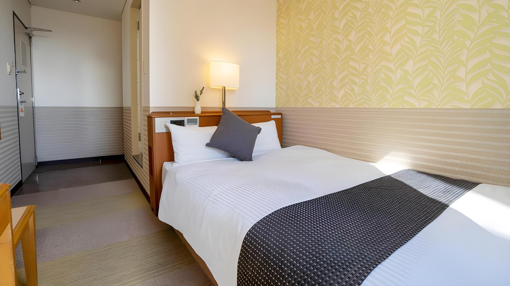 Semi Room, Single, Semi Double Bed, Electronic Cigarette Only, Smoking