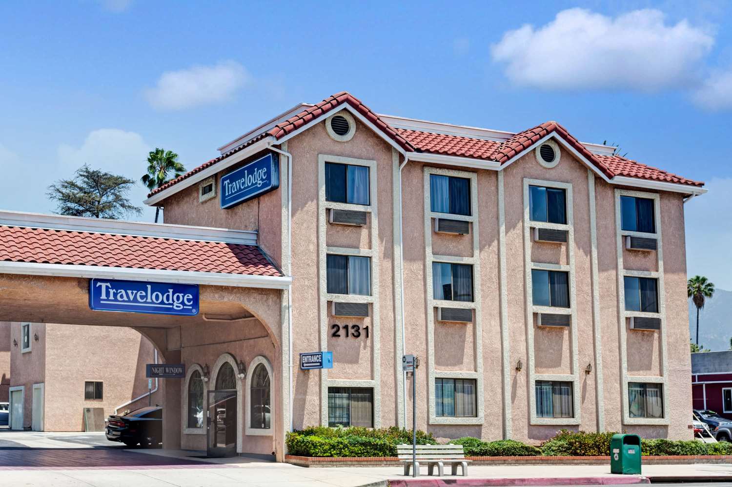 Travelodge By Wyndham Pasadena Central 1/6