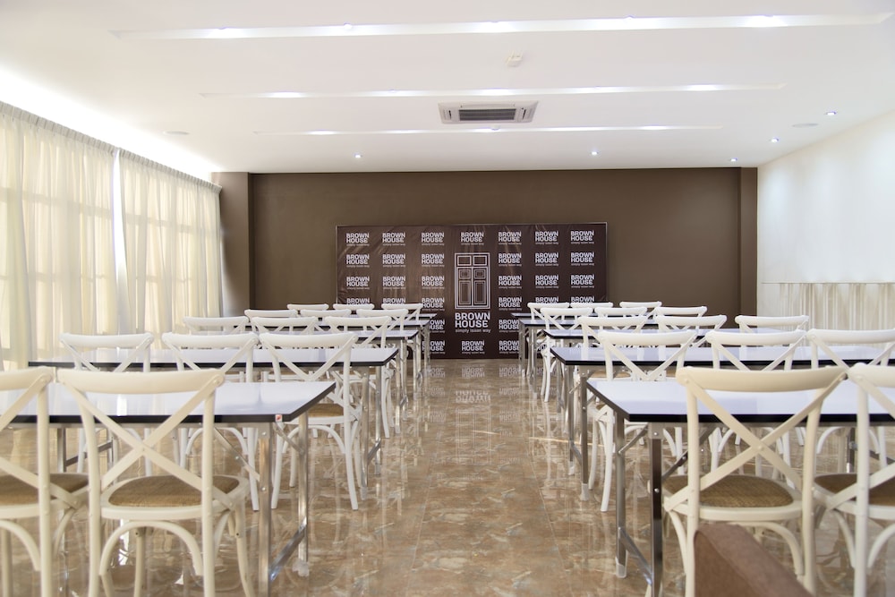 Blu Monkey Brown House Udonthani Hotel 46/58