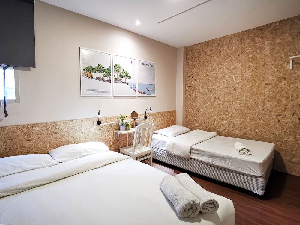 Foresttel Bkk - Hostel 15/50