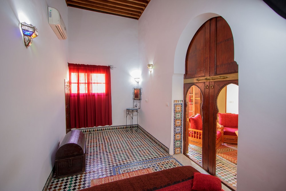 Riad Zitouna 9/47