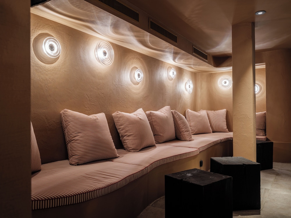 Chalet Hotel Schonegg 30/49