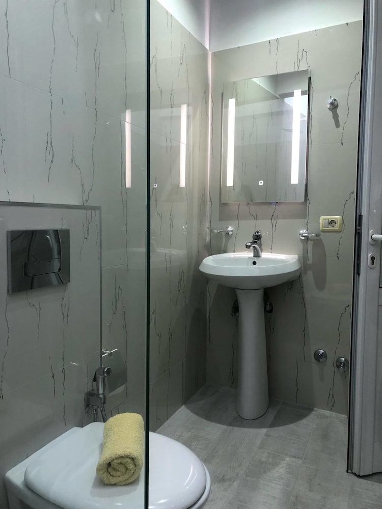 Soan Hotel 43/45