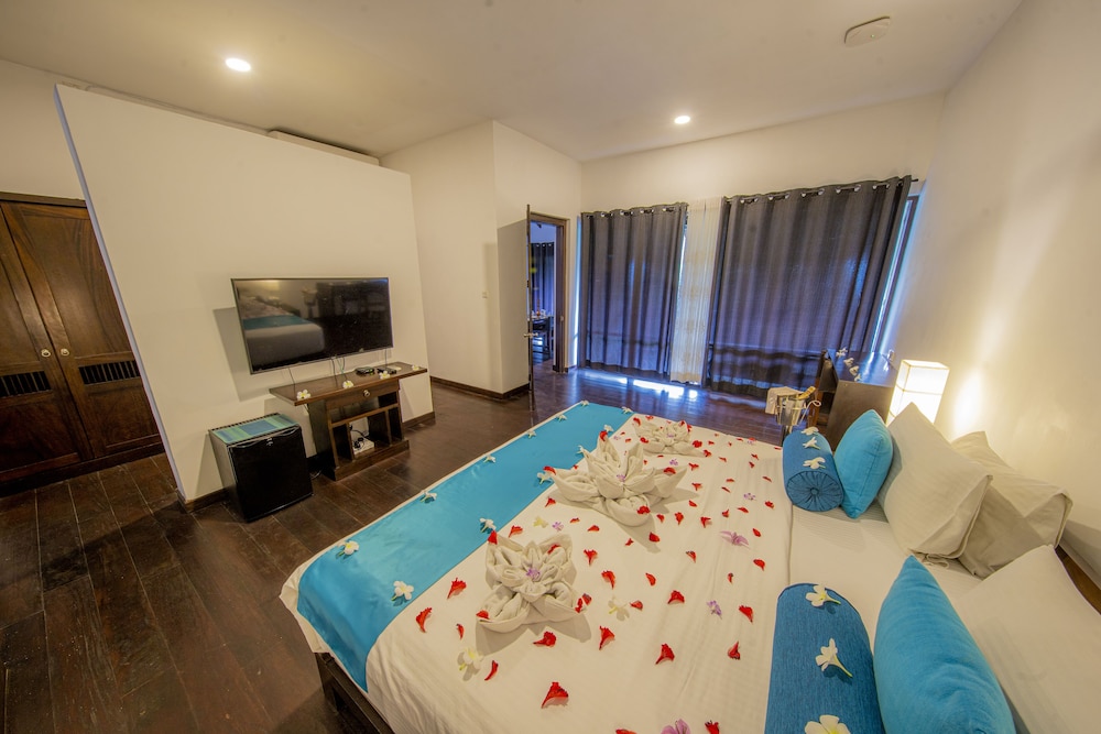 Temple Tree Resort and Spa 6/50