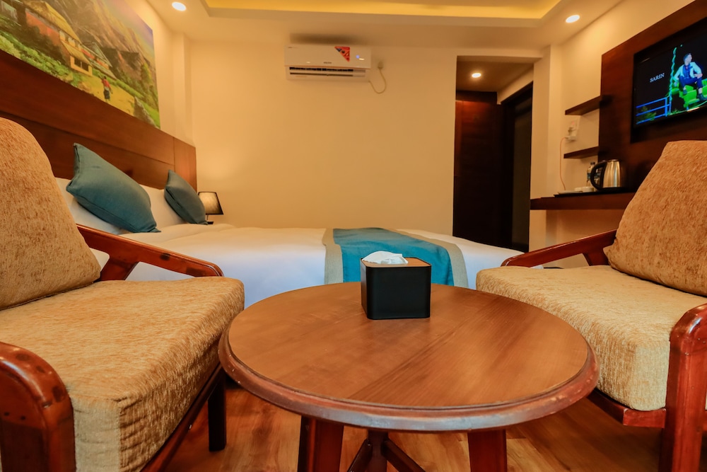 Kathmandu Aagantuk Hotel 25/33