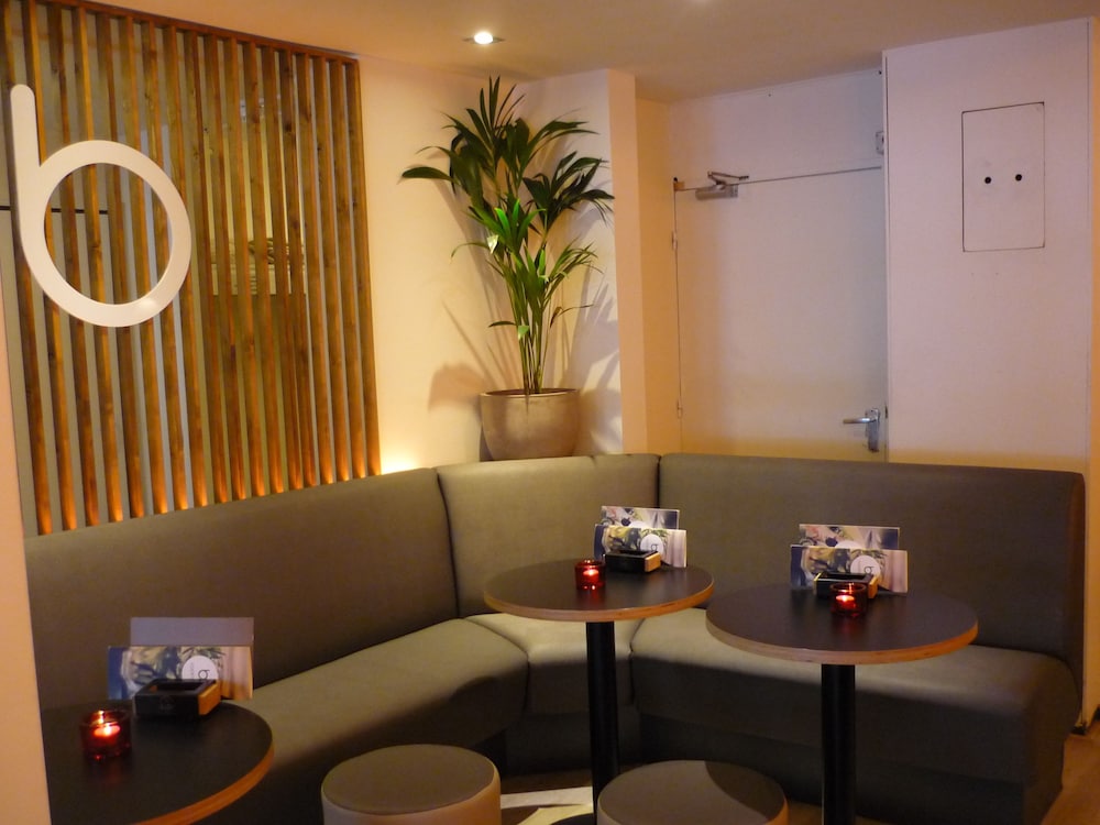 Hotel Beez NO.106 32/45